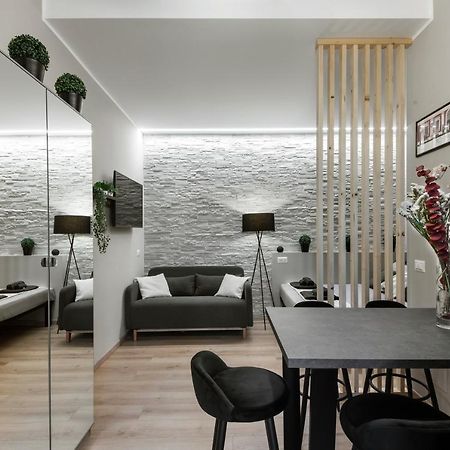 Super Modern And Design Apartment, A Due Passi Dai Navigli Milan Exterior photo