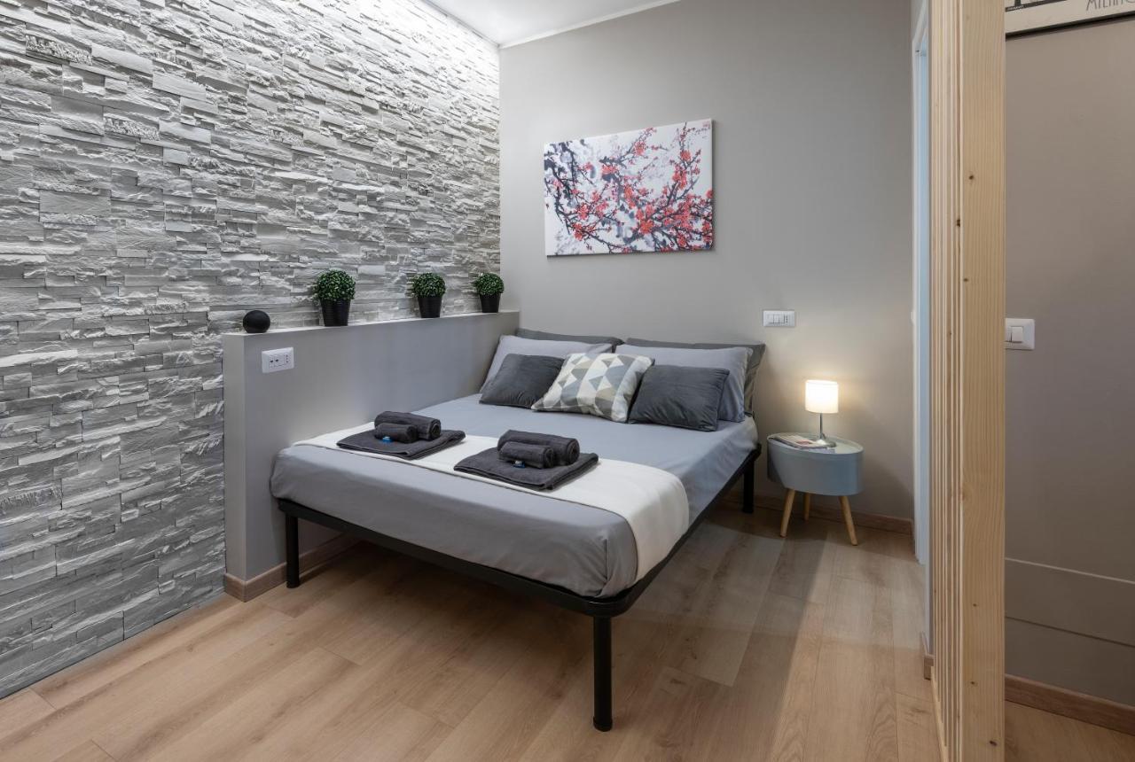 Super Modern And Design Apartment, A Due Passi Dai Navigli Milan Exterior photo