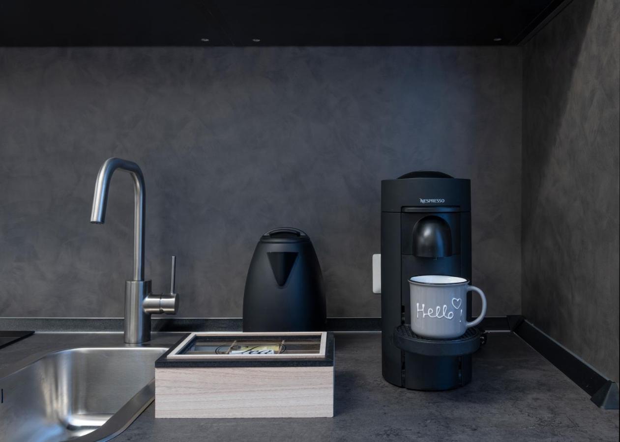 Super Modern And Design Apartment, A Due Passi Dai Navigli Milan Exterior photo